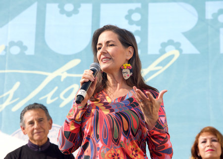 Fruitvale, CA - Oct 30, 2022: Oakland Mayor Libby Schaaf speaking at the  annual Dia de los Muertos, or Day of the Dead festival.Â One of the most popular holidays celebrated in Mexico.のeditorial素材