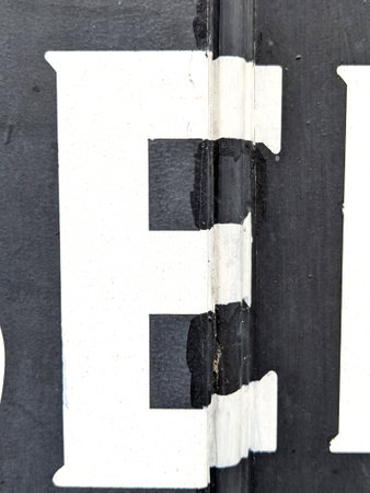 Written Wording in Distressed State Typography Found Letter E Ransom Noteの写真素材