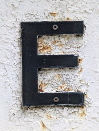 Written Wording in Distressed State Typography Found Ransom Letter Eの写真素材