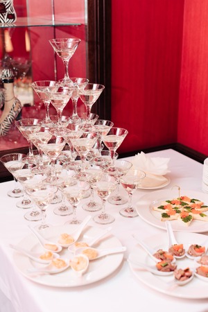 table setting with food on a plate 1の写真素材