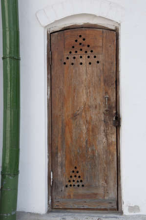 wooden door の写真素材
