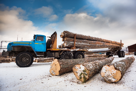 Timber truck just finished loading. winterの写真素材