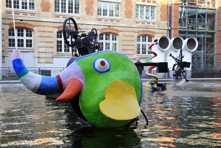 PARIS, FRANCE -17 DECEMBER 2011: The Stravinsky Fountain near the Centre Georges Pompidou by sculptors Jean Tinguely and Niki de Saint Phalleのeditorial素材