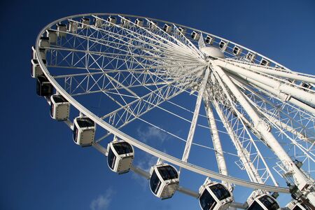 A ferris wheel in Paris, Franceのeditorial素材