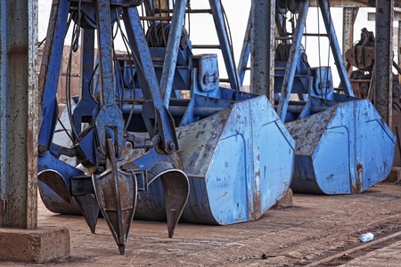 Industrial claw, used for loading stone, ores, wood, scrap metal in industry