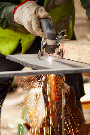 Manual Plasma Cutting Machine on Steel Plate