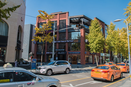 Seoul,South Korea - November 04,2014:The photo of Garosugil shopping street in Autumn.のeditorial素材