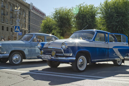 VOLGOGRAD - SEPTEMBER 6:Exhibition of vintage cars in celebration of the 425th anniversary of the city . September 6, 2014 in Volgograd, Russia.のeditorial素材