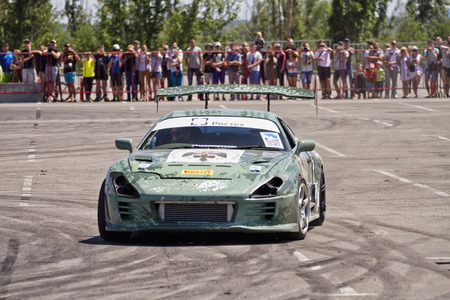 VOLGOGRAD - JUNE 6:DRIFT team Round-X â best auto pilots and stuntmen of Russia "Thank you for the victory!", dedicated to the 70th anniversary of the Victory. June 6, 2015 in Volgograd, Russia.のeditorial素材