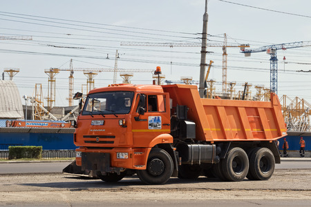 VOLGOGRAD, RUSSIA - AUGUST 22: Road repair equipment is on the road in anticipation of the replacement of the asphalt pavement. August 22, 2016 in Volgograd, Russia.のeditorial素材