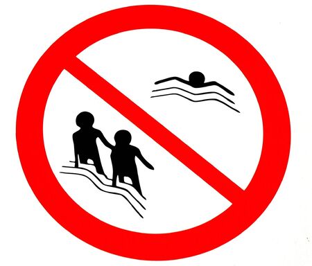 -- neither swimming nor wading is allowed here
の写真素材