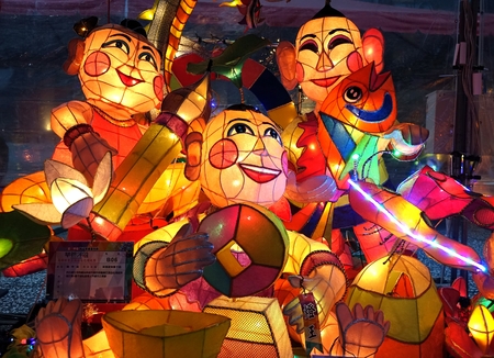 KAOHSIUNG, TAIWAN -- MARCH 6, 2015: Colorful lanterns to celebrate the Chinese year of the goat are on display along the banks of the Love River during the traditional Lantern Festival.のeditorial素材
