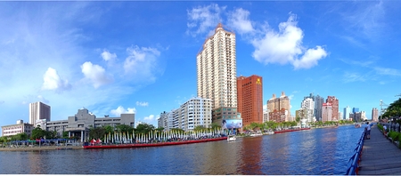 KAOHSIUNG, TAIWAN -- JUNE 14, 2015: A panoramic view of the Love River in downtown Kaohsiung city on a clear summer day.のeditorial素材
