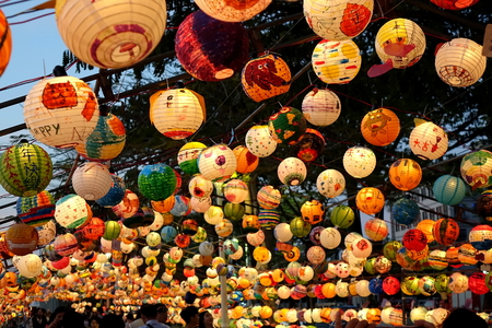 KAOHSIUNG, TAIWAN -- FEBRUARY 19, 2018: Colorful lanterns are on display  on the banks of the Love River during the 2018 Lantern Festival to welcome the Year of the Dog.のeditorial素材