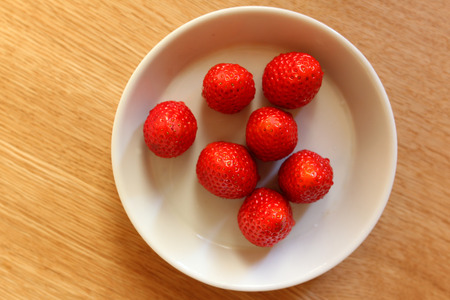 White dish of strawberryの写真素材