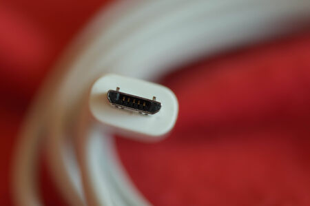 Micro-b USB white cable plugの写真素材
