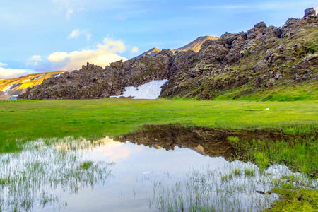 Beautiful icelandic mountain landscape with geothermal hot springs and snow. Landmannalaugar. Fjallabak Nature Reserve.の写真素材