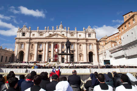 ROME, ITALY - MARCH 19: St. Peter Square at the Pope Francis inauguration  ceremony - March 19, 2013 in Rome.のeditorial素材