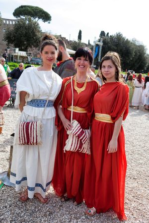 ROME, ITALY - APRIL 19, 2015: Birth of Rome festival - Actors dressed as ancient Roman Praetorian soldiers attend a parade to commemorate the 2,768th anniversary of the founding of Rome.のeditorial素材