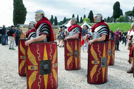 ROME, ITALY - APRIL 19, 2015: Birth of Rome festival - Actors dressed as ancient Roman Praetorian soldiers attend a parade to commemorate the 2,768th anniversary of the founding of Rome.のeditorial素材