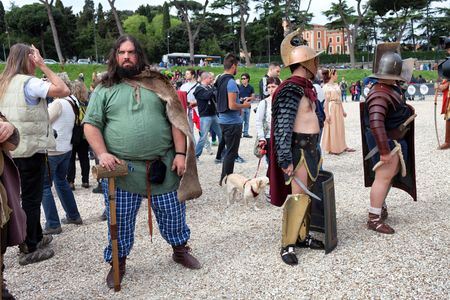 ROME, ITALY - APRIL 19, 2015: Birth of Rome festival - Actors dressed as ancient Roman Praetorian soldiers attend a parade to commemorate the 2,768th anniversary of the founding of Rome.のeditorial素材