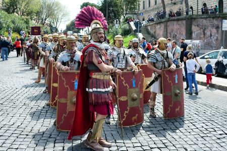 ROME, ITALY - APRIL 19, 2015: Birth of Rome festival - Actors dressed as ancient Roman Praetorian soldiers attend a parade to commemorate the 2,768th anniversary of the founding of Rome.のeditorial素材
