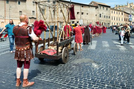 ROME, ITALY - APRIL 19, 2015: Birth of Rome festival - Actors dressed as ancient Roman Praetorian soldiers attend a parade to commemorate the 2,768th anniversary of the founding of Rome.のeditorial素材