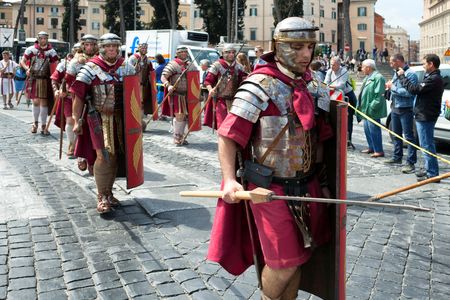 ROME, ITALY - APRIL 19, 2015: Birth of Rome festival - Actors dressed as ancient Roman Praetorian soldiers attend a parade to commemorate the 2,768th anniversary of the founding of Rome.のeditorial素材