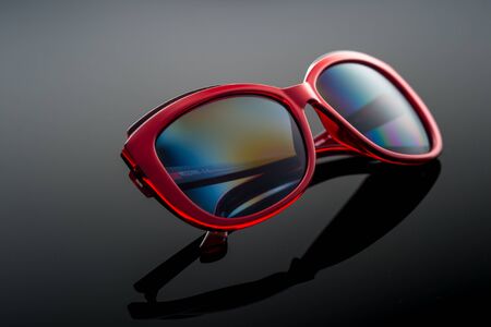red glassesの写真素材