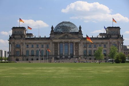 the reichstag in berlinのeditorial素材