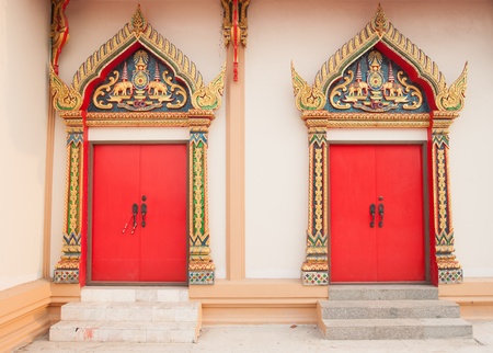 red doorの写真素材