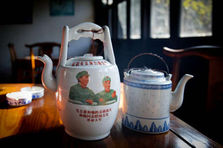 Pottery teapotのeditorial素材