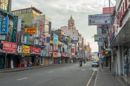 COLOMBO, SRI LANKA - FEBRUARY 22, 2020: Street in the center of Colombo, Sri Lankaのeditorial素材