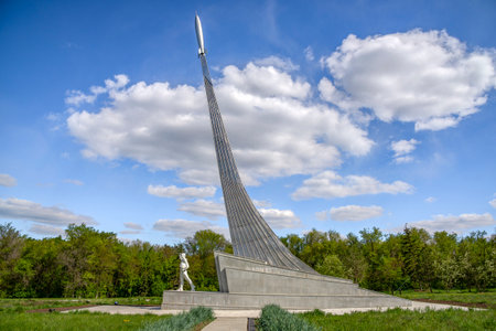 SARATOV REGION, RUSSIA - MAY 04, 2024: The "Taking off Rocket" obelisk. The Park of space Explorers. Saratov region, Russiaのeditorial素材