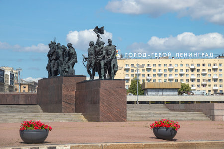 SAINT-PETERSBURG, RUSSIA - JUNE 30, 2024: Architectural complex "Heroic defenders of Leningrad" on the Victory Square, Saint-Petersburgのeditorial素材