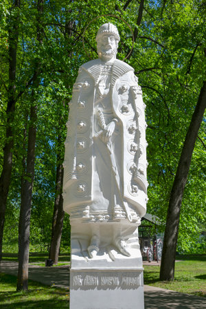 UGLICH, RUSSIA - Monument to Prince Andrey Bolshoy Uglichsky on the territory of the Kremlin. Yaroslavl regionの写真素材