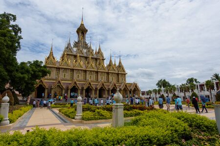 Uthai Thani, Thailand - August 12, 2016: On Mother's Day,Tourists are walking in gounds of Wat Thasung or Wat Chantaram in Uthai Thani Province, Thailand.のeditorial素材