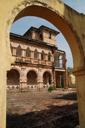 View of an old deconstructed building from British colonial Kelly Castleのeditorial素材