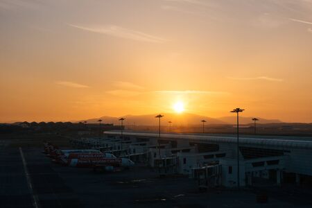 September 2018, Sepang Malaysia - Scenic sunrise view at Kuala Lumpur International Airport Terminal 2のeditorial素材