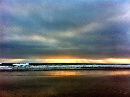 Sunset at the beach in Bajaの素材