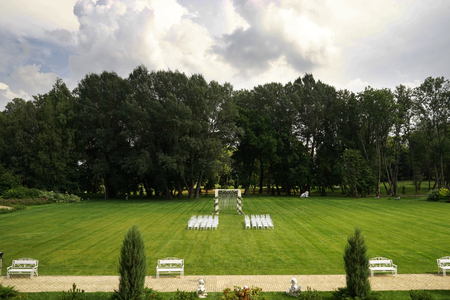 Outdoor wedding of a park.の写真素材