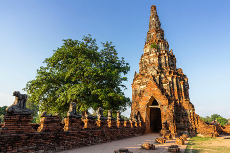 Ancient pagoda at Wat Chaiwattanaram Temple, Ayutthaya, Thailandの写真素材