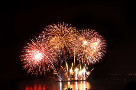 The Annual Pattaya International Fireworks Competition for the year 2014 on 29 November 2014 in Pattaya City, Chonburi province, Thailand.のeditorial素材
