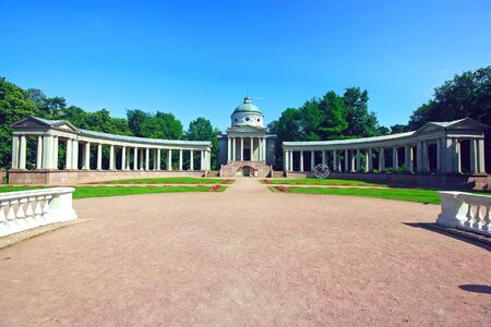 Great colonnade in one of the Moscow parkの写真素材