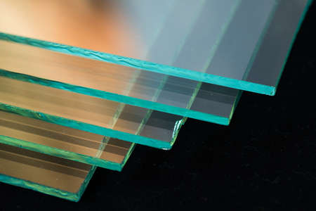 Sheets of Factory manufacturing tempered clear float glass panels cut to size