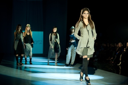 KIEV, UKRAINE - OCTOBER 17: Fashion model wears clothes created by "Annette GORTZ" at the 24th Ukrainian Fashion Week on Oct. 17, 2009 in Kiev, Ukraine.のeditorial素材