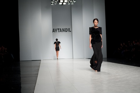KIEV, UKRAINE - OCTOBER 16: Fashion model wears clothes created by "AVTANDIL" at the 24th Ukrainian Fashion Week on Oct. 19, 2009 in Kiev, Ukraine.のeditorial素材