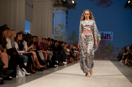 KIEV, UKRAINE - OCTOBER 14: Fashion model wears clothes created by "Olena Dats" at the Ukrainian Fashion Week on Oct. 14, 2011 in Kiev, Ukraine.のeditorial素材