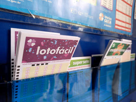 Minas Gerais, Brazil - April 25, 2022: lottery ticket Caixa Lotofacil - Loto FÃ¡cilのeditorial素材