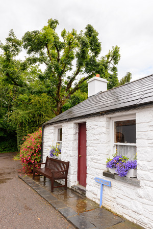 House in Bunratty village (End of the Raite river) is an authentic small village in County Clare, Irelandの写真素材
